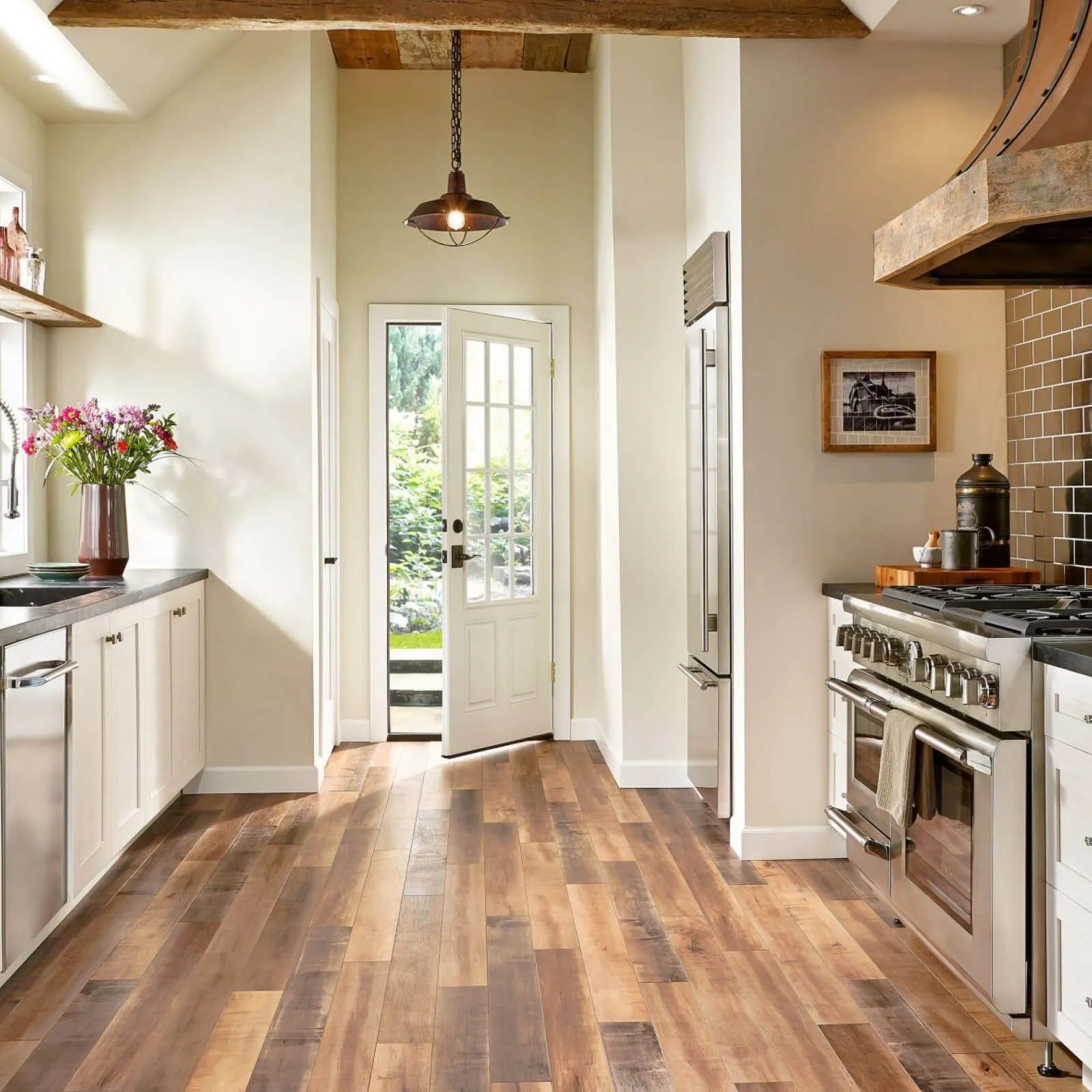 laminate_kitchen_img Kitchen Laminate Flooring | Warnike Carpet & Tile