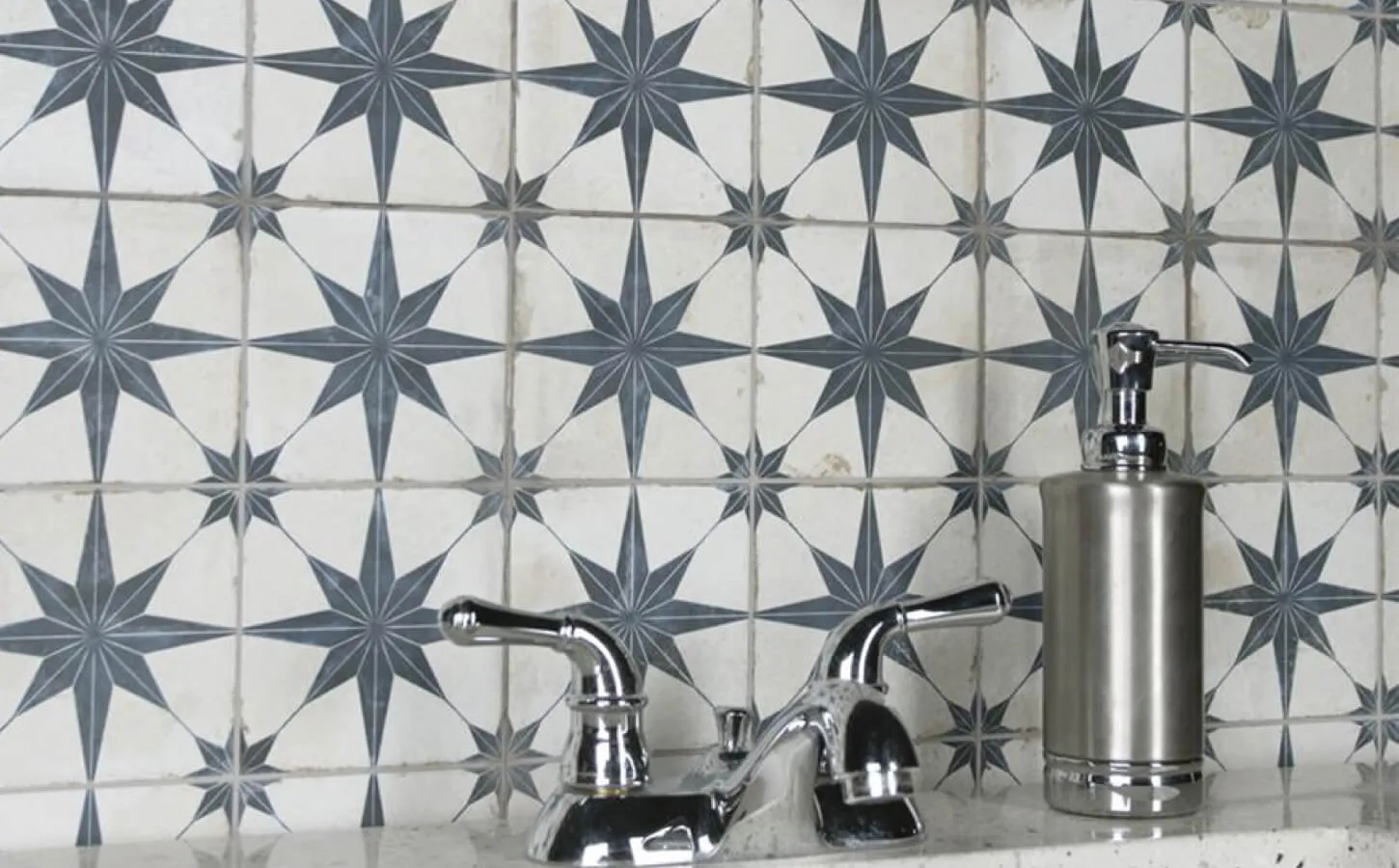 Backsplashes And Mosaics Tile | Warnike Carpet & Tile