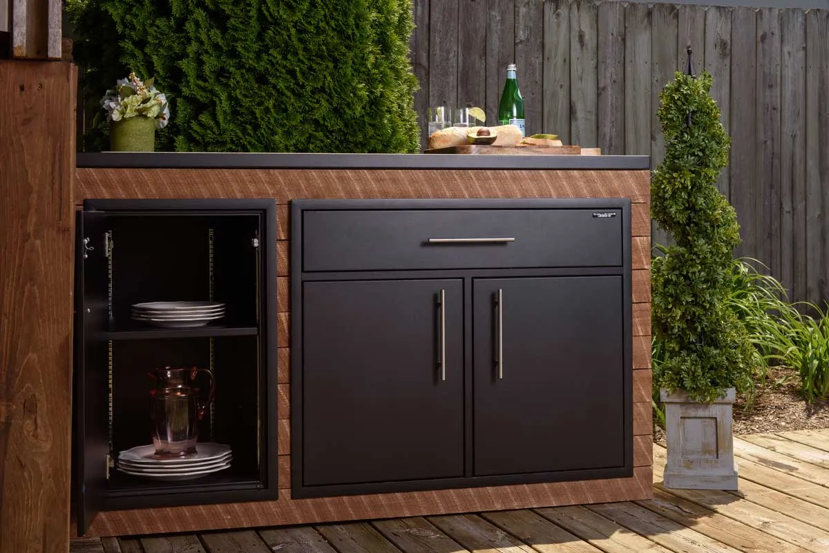 Outdoor Living | Warnike Carpet & Tile